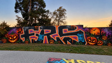 Graffiti Wall in Berlin - Photo by Tysn - frs, freaks (2026)