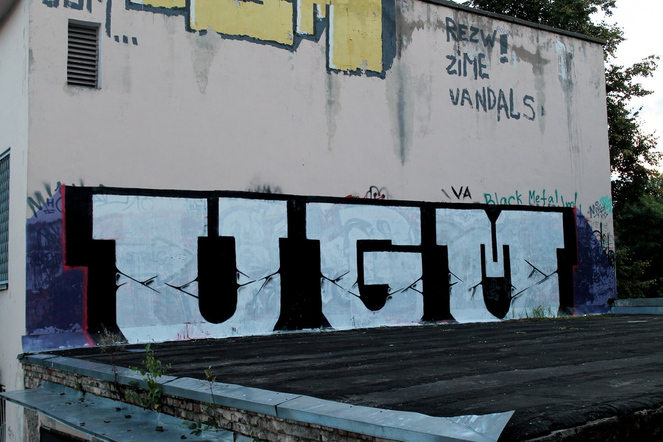 Graffiti Wall - Photo by UGMSquad - ugmcrew, ugmsquad, rollups (2017)