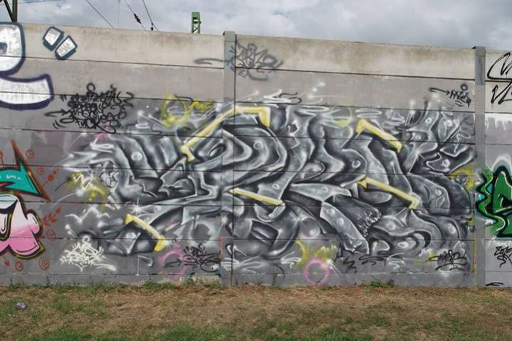 Graffiti Wall in Budapest - Photo by URNone