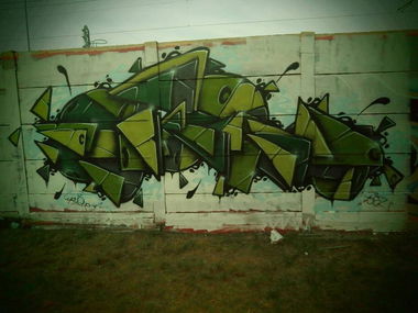 Graffiti Wall - Photo by URNone - i3g, urnone (2014)