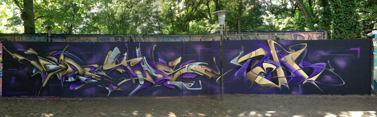 Graffiti Wall in Potsdam - Photo by UROKone - Urok, smut, tums (2013)