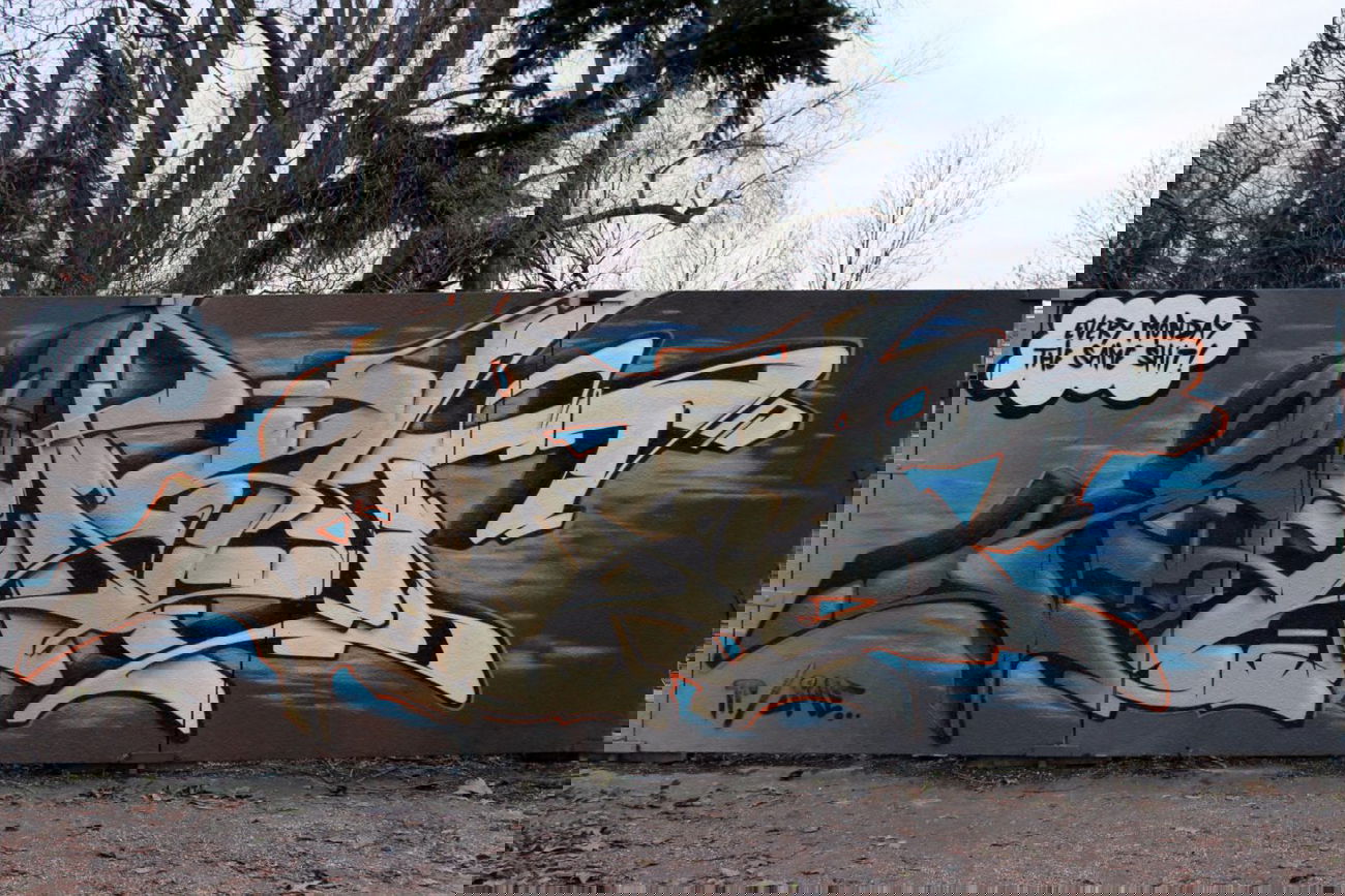 Graffiti Wall - Photo by UROKone - Amat, smut, uRok (2015)