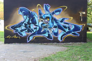 Graffiti Wall - Photo by UROKone - URok, Emon, smut (2014)