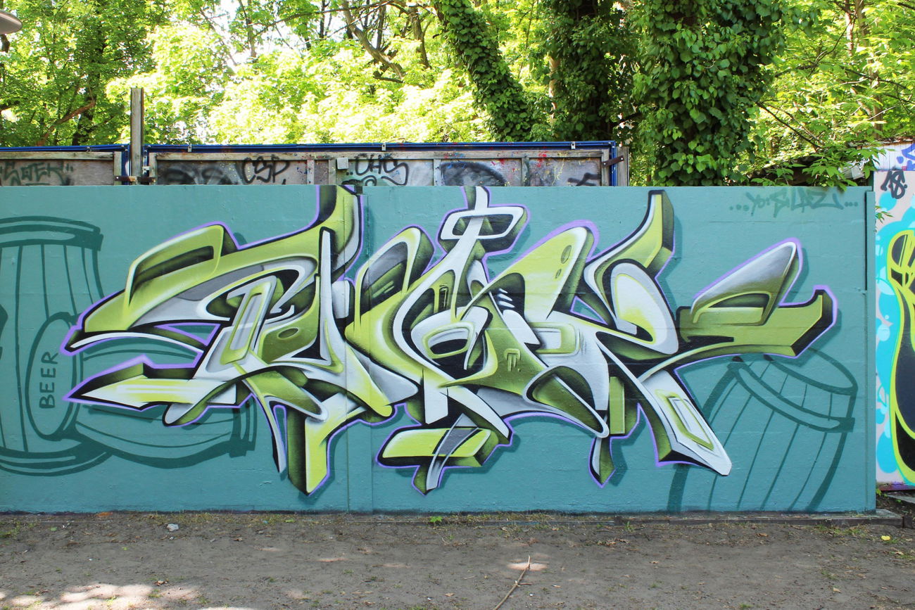 Graffiti Wall in Potsdam germany - Photo by UROKone - urok, smut, smat (2015)