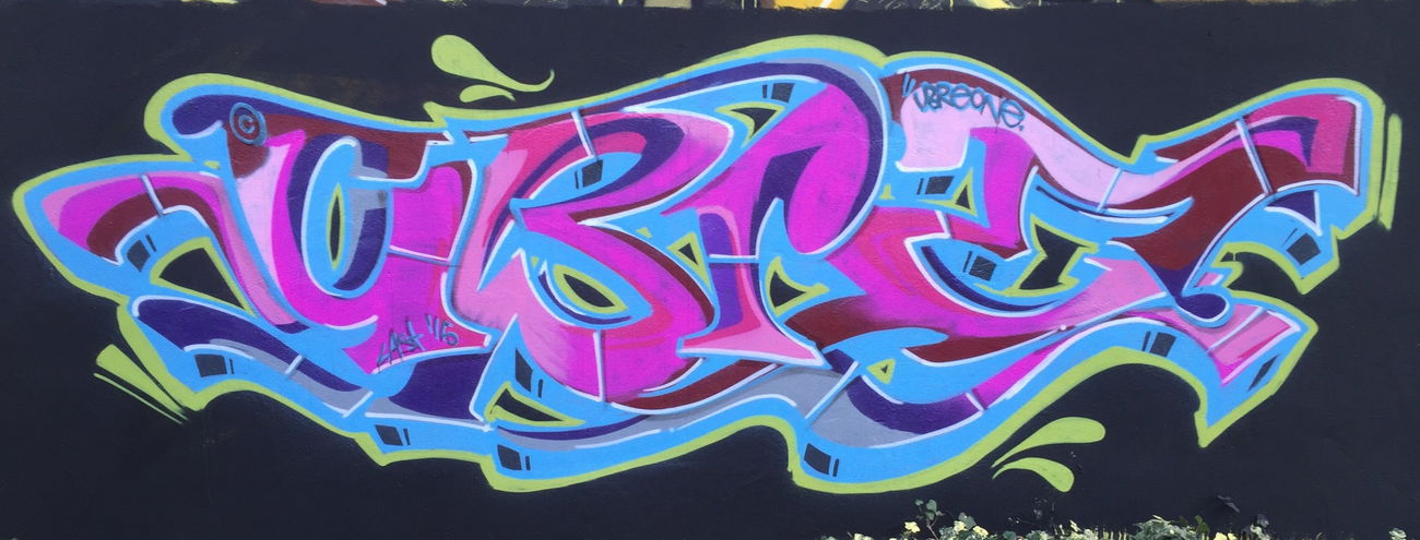 Graffiti Wall - Photo by Ubreall - Ubre, keep, it (2015)