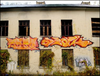 Graffiti Wall - Photo by Ukraine - seto, ohak (2009)