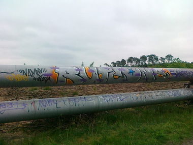 Graffiti Artwork in Bydgoszcz - Photo by UkrytaTozsamosc - Rute, ruteone (2013)