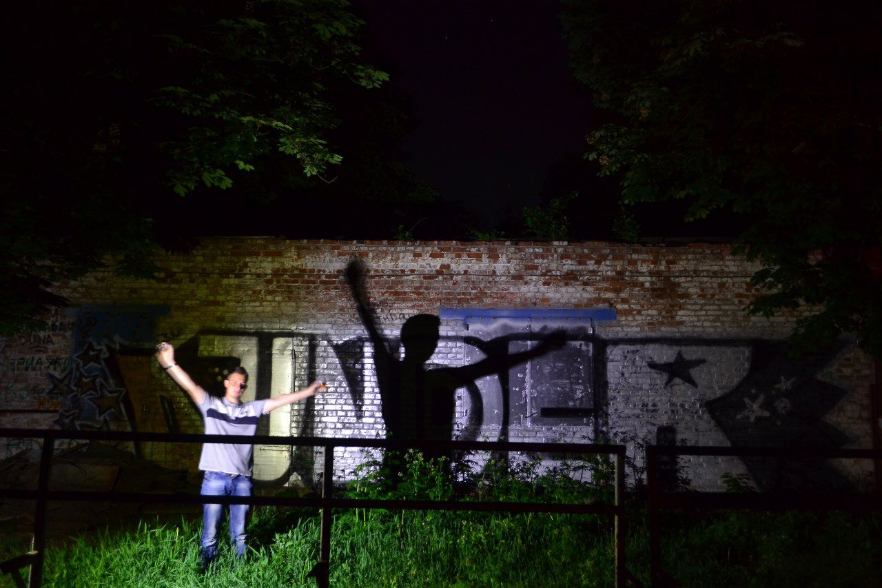 Graffiti Wall in Pryluky - Photo by Under - night (2013)