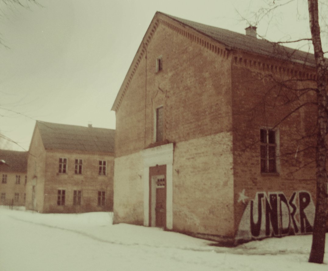 Graffiti Bombing in Pryluky - Photo by Under (2013)