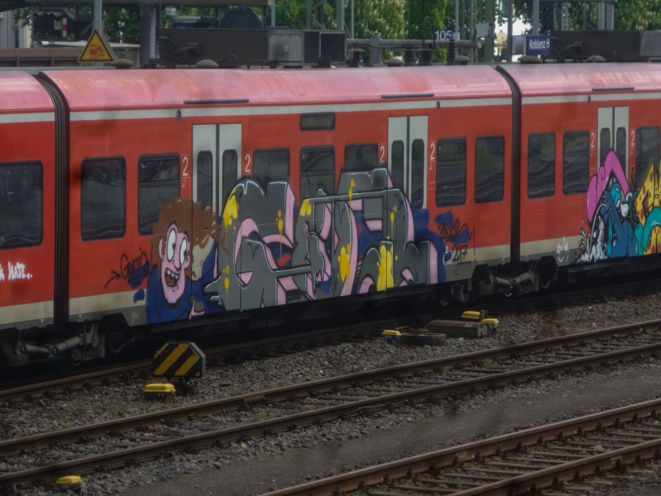 Graffiti Train - Photo by UnderColor - koblenz, hessen, graffiti