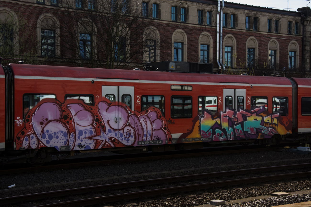Graffiti Train - Photo by UnderColor - hannover, graffiti, train