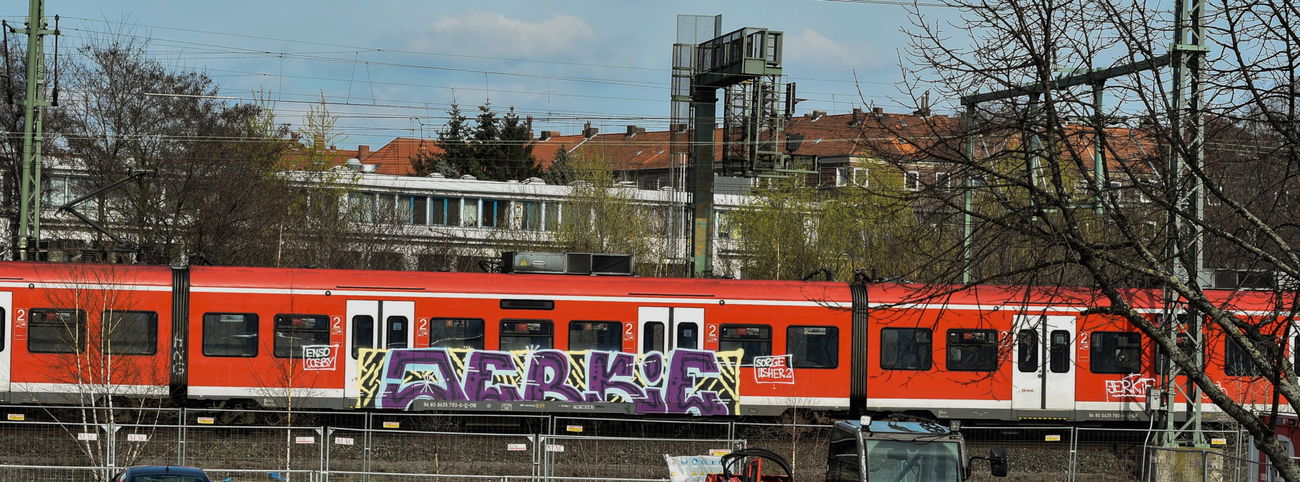 Graffiti Train - Photo by UnderColor - hannover, graffiti, train