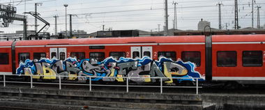 Graffiti Wall - Photo by UnderColor - train, graffiti, zug