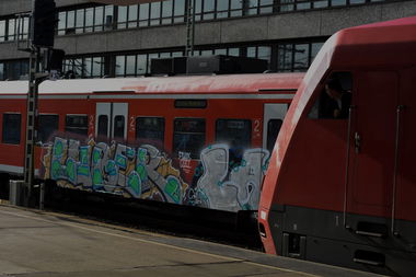 Graffiti Train - Photo by UnderColor - hannover, graffiti, train