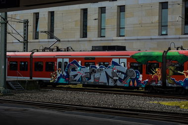 Graffiti Train - Photo by UnderColor - hannover, graffiti, train