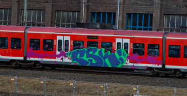 Graffiti Train - Photo by UnderColor - graffiti, hannover, niedersachsen