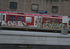 Graffiti Train - Photo by UnderColor - hamburg, train, zug
