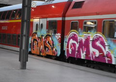 Graffiti Train - Photo by UnderColor - hamburg, train, zug