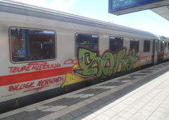 Graffiti Train - Photo by UnderColor - koblenz, zug, hbf