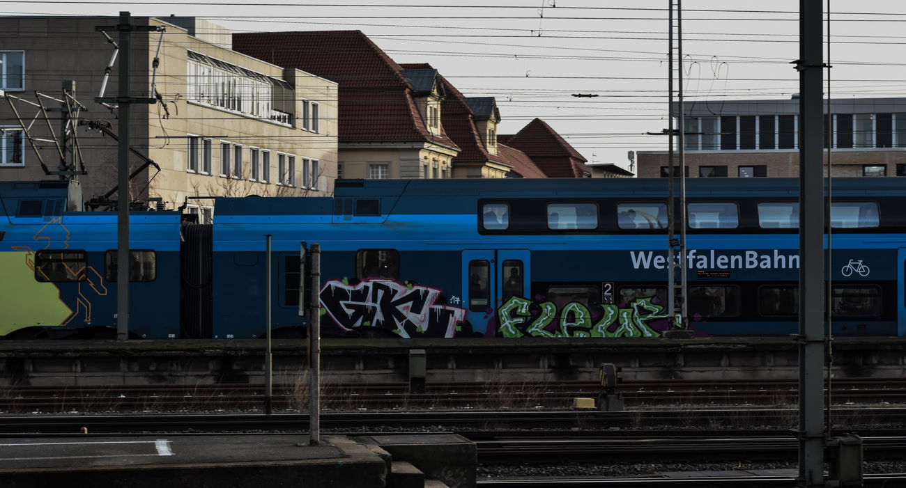 Graffiti Train - Photo by UnderColor - graffiti, hannover, niedersachsen