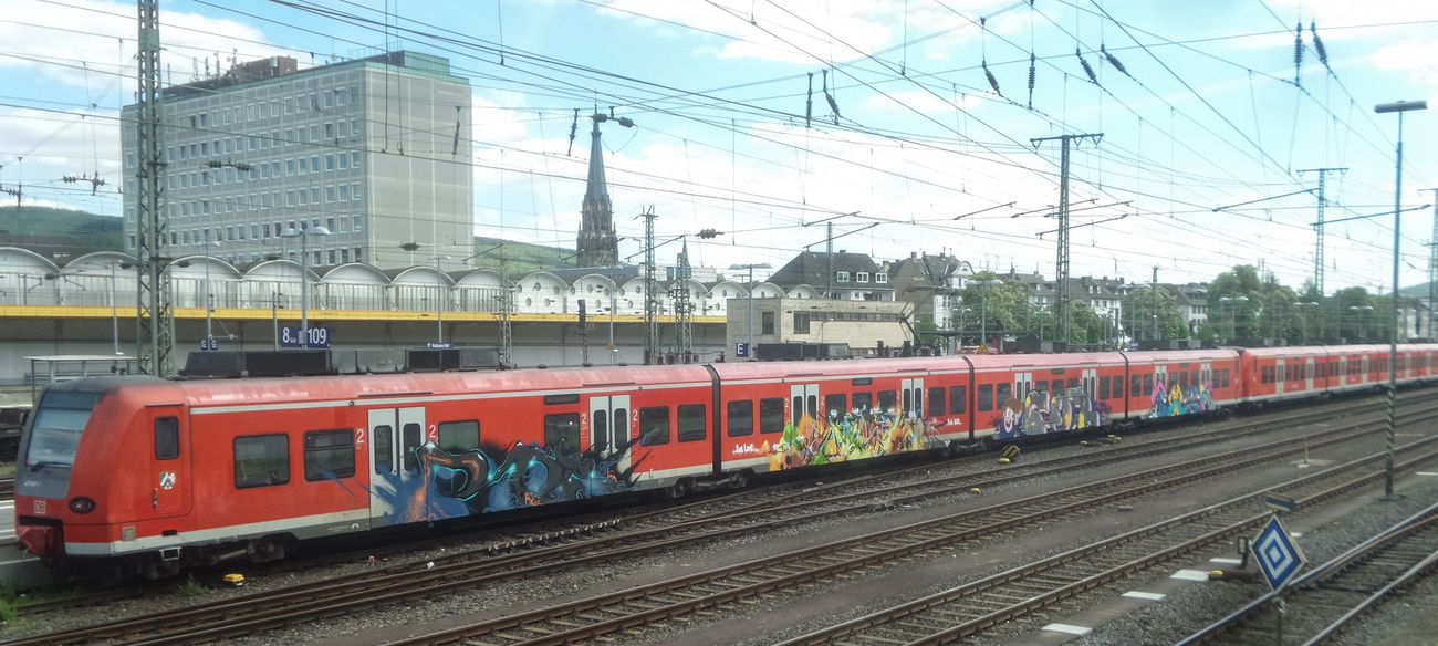 Graffiti Train - Photo by UnderColor - koblenz, hessen, graffiti