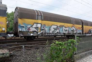 Graffiti Train - Photo by UnderColor - hannover, güter, leinhausen