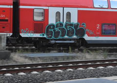 Graffiti Train - Photo by UnderColor - hamburg, train, zug