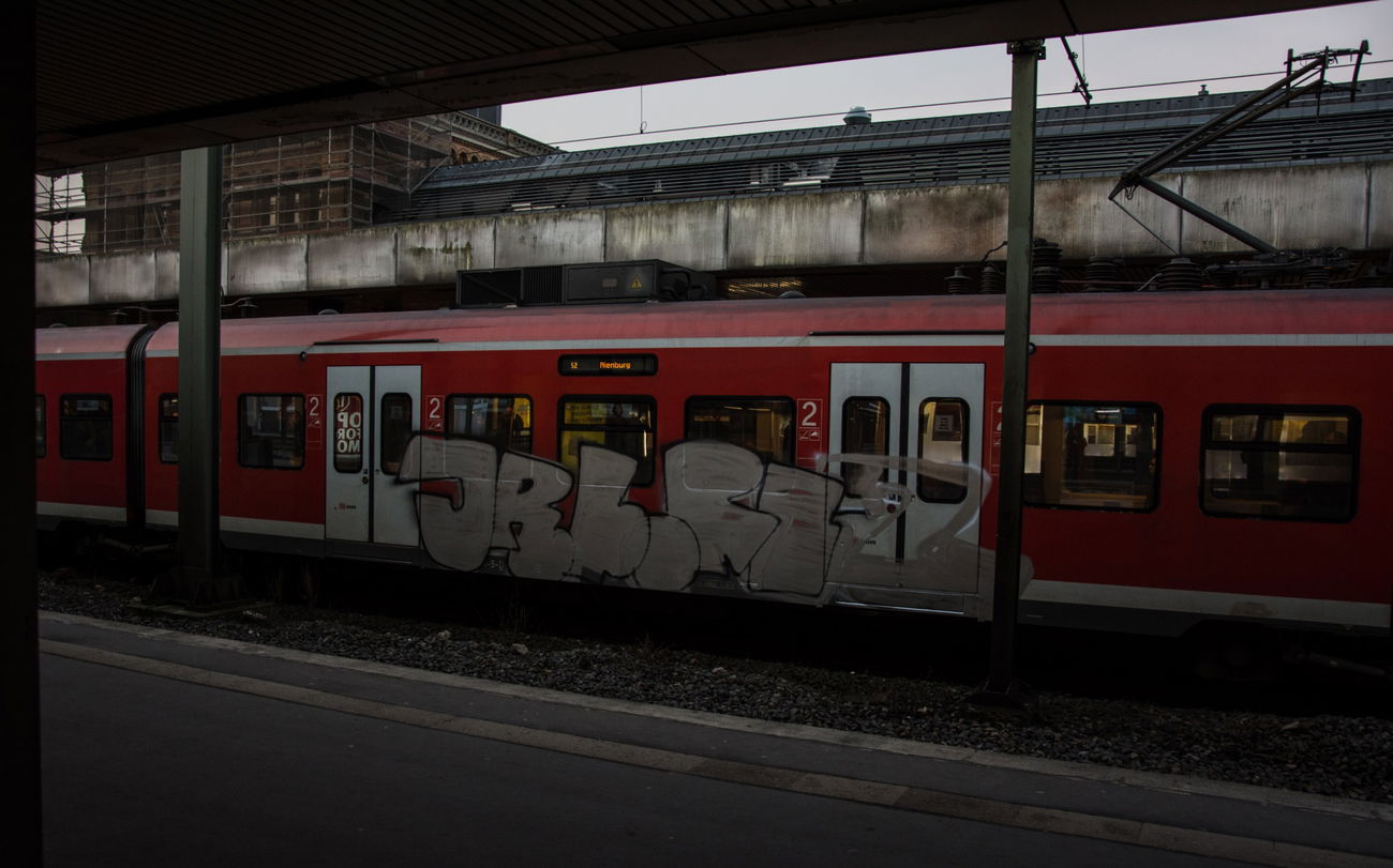 Graffiti Train - Photo by UnderColor - hannover, graffiti, train