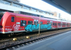 Graffiti Train - Photo by UnderColor - hannover, graffiti, train