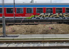 Graffiti Train - Photo by UnderColor - kiel, cos, arsen