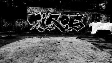 Graffiti Wall - Photo by Unscheinbar - tiroe, black&white, ek (2015)