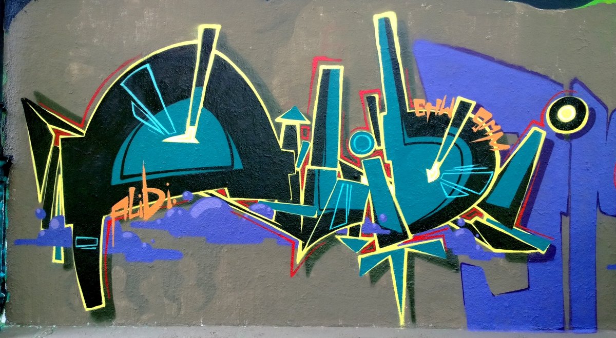 Graffiti Wall in Hannover - Photo by Unschuldsbeweis - schönbuntoder, ahmed, kurdenboy (2013)