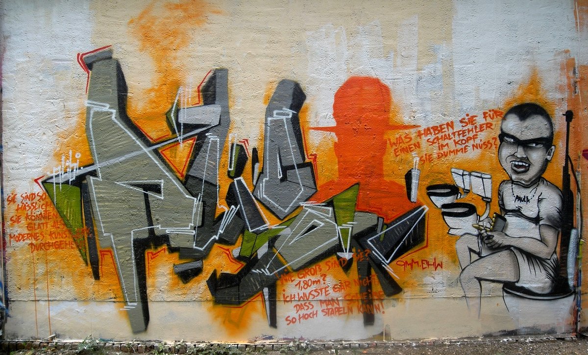 Graffiti Wall in Luckau - Photo by Unschuldsbeweis - private, paula, schneewittchen (2013)