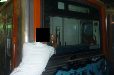 Graffiti Train - Photo by Unscrew1312