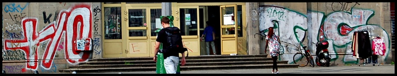 Graffiti Bombing in Berlin - Photo by Upstruct - +-0, TLS, Berlin.