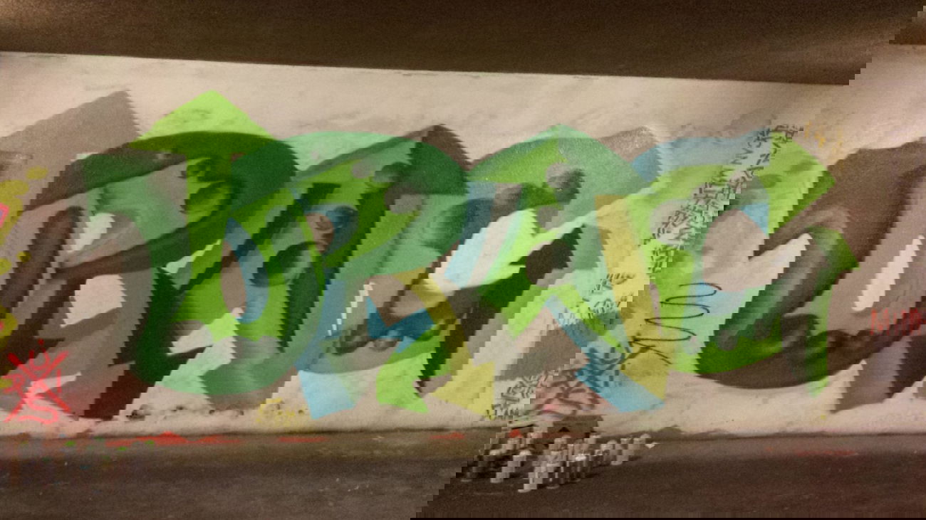 Graffiti Wall - Photo by Urag - Urag (2014)