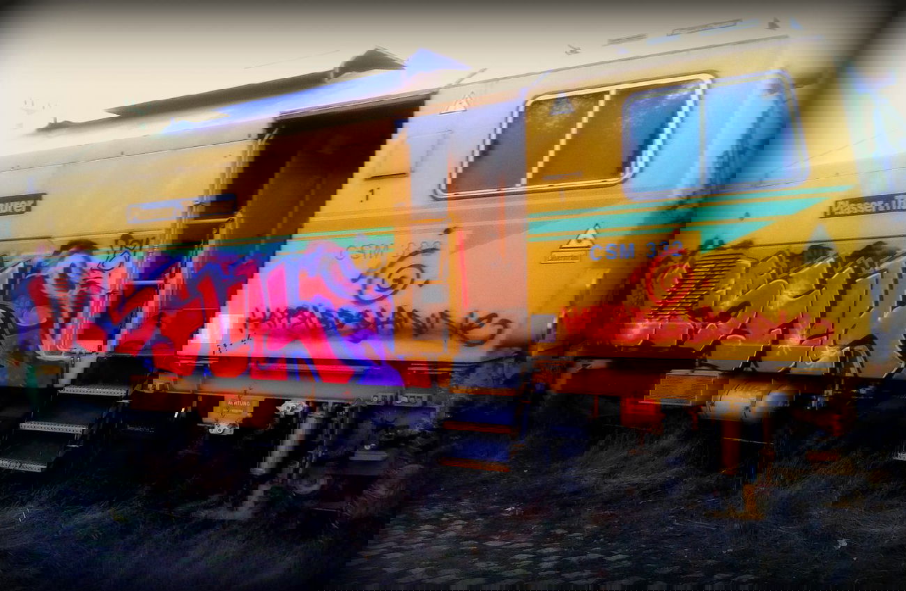 Graffiti Train - Photo by User28 - UCS, QUK (2013)