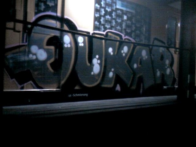 Graffiti Train - Photo by User28 - QUK, KAR (2010)