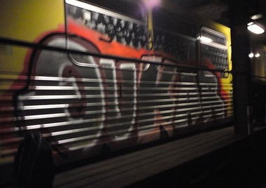 Graffiti Train - Photo by User28 - QUK, KAR (2011)