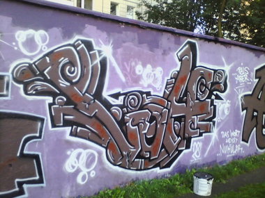 Graffiti Wall - Photo by User28 - PIOH, ABER, PAYS (2012)