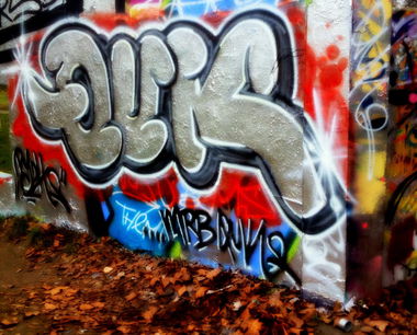 Graffiti Wall in Berlin - Photo by User28 - QUK, MRB (2014)
