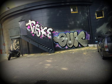 Graffiti Wall - Photo by User28 - TOSKE, QUK, KAR (2014)
