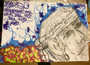 Graffiti Sketch - Photo by User28 - Pioh, QUK, 28 (2014)