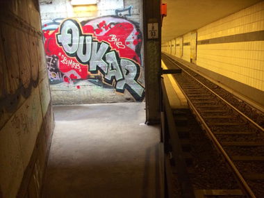 Graffiti Wall - Photo by User28 - QUK, Kar, bns (2014)