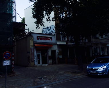 Graffiti Wall - Photo by User28 - QUK, kar (2014)