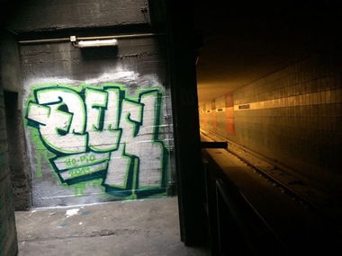 Graffiti Wall - Photo by User28 - QUK (2014)