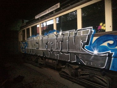 Graffiti Train - Photo by User28 - Mek, QUK (2016)