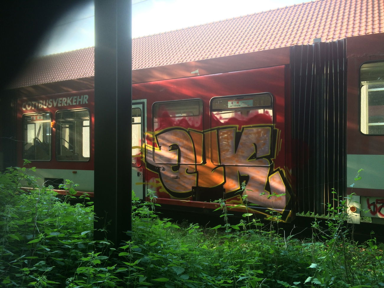 Graffiti Train - Photo by User28 - Quk (2016)