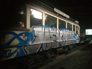 Graffiti Train - Photo by User28 - Mek, QUK (2016)