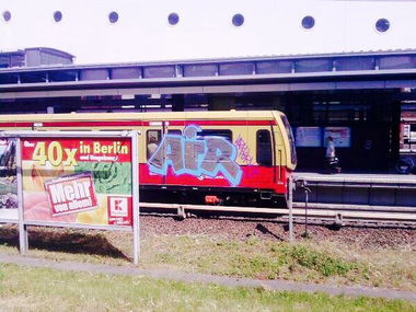 Graffiti Train in Berlin - Photo by User28 - Air, Lazlo, pork (2011)